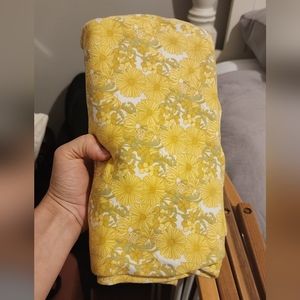 Kate Quinn single layer blanket |70s yellow bold daisy| organic cotton interlock